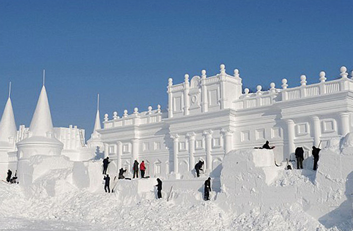 Джингуетанский фестиваль снежных скульптур