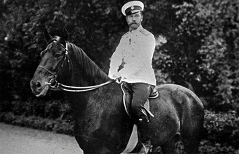 Николай 2 на коне