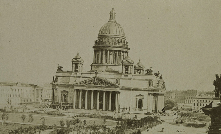 Старое фото Исаакиевского собора 