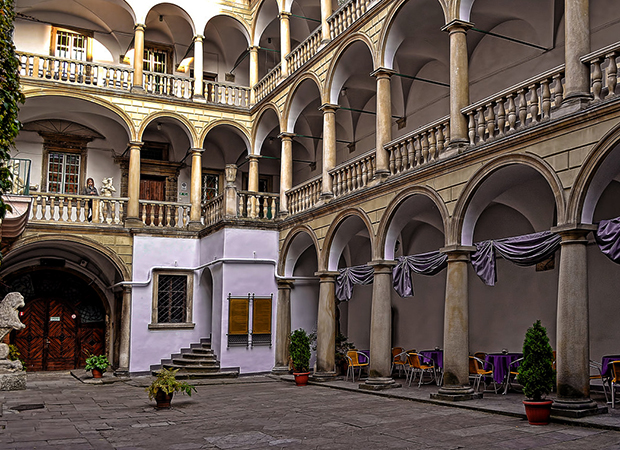Итальянский дворик