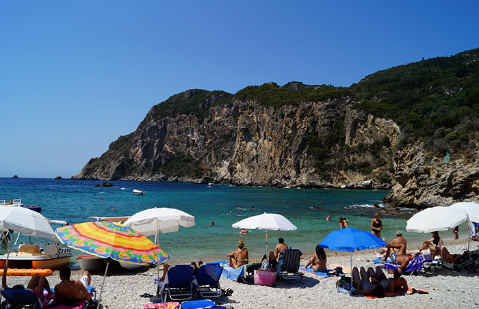 Самые красивые пляжи Греции | VivaReit
 Корфу Палеокастрица