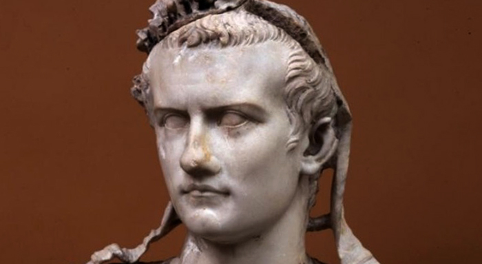 Император Калигула